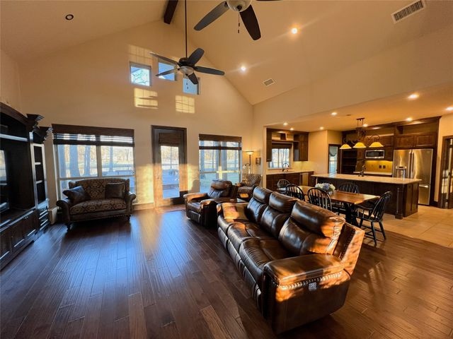 501 Private Road 5980, Yantis, TX 75497