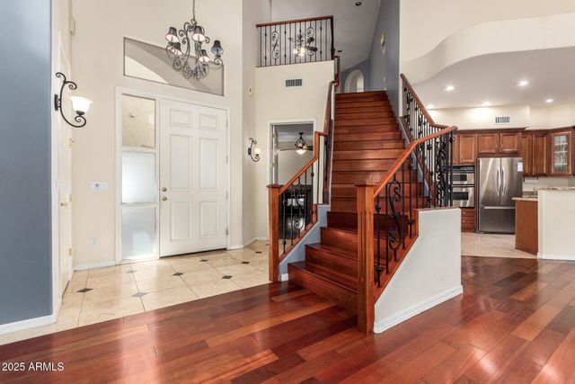 8149 N 13TH Place, Phoenix, AZ 85020