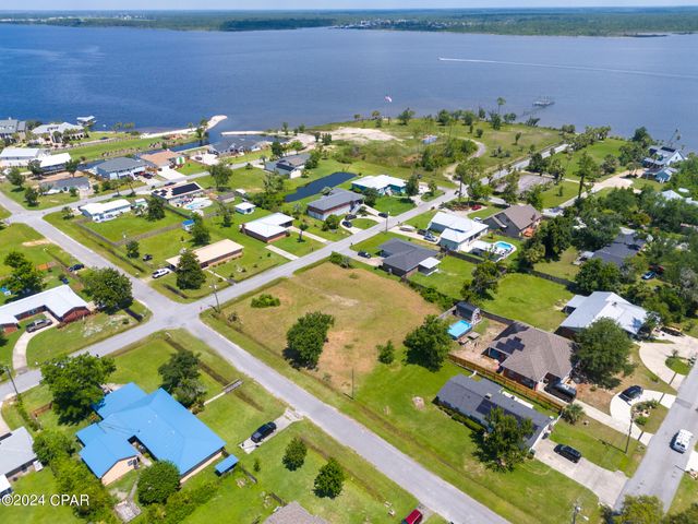 113 Carolina Avenue, Lynn Haven, FL 32444