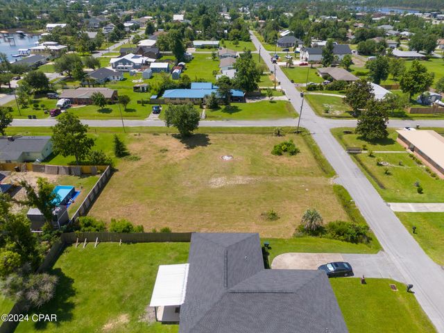 113 Carolina Avenue, Lynn Haven, FL 32444