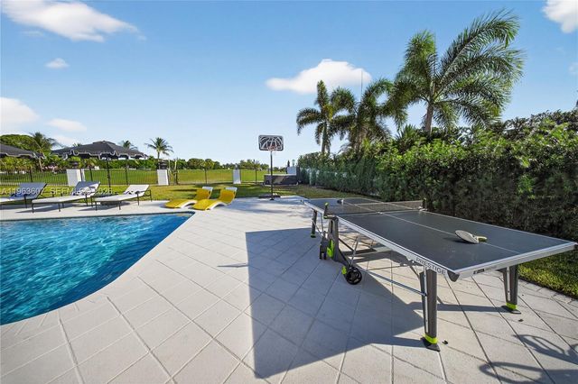 4312 NE 22nd Ave, Fort Lauderdale, FL 33308