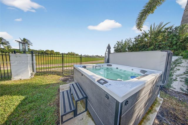 4312 NE 22nd Ave, Fort Lauderdale, FL 33308