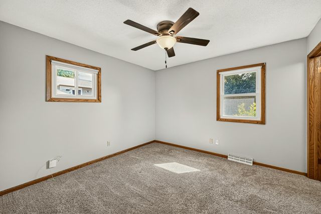 1604 9th Avenue SE, Rochester, MN 55904