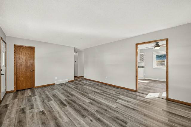 1604 9th Avenue SE, Rochester, MN 55904