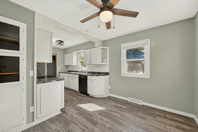 1604 9th Avenue SE, Rochester, MN 55904
