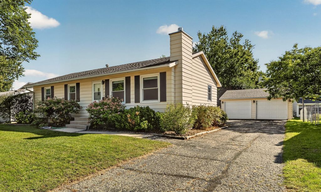 1604 9th Avenue SE, Rochester, MN 55904