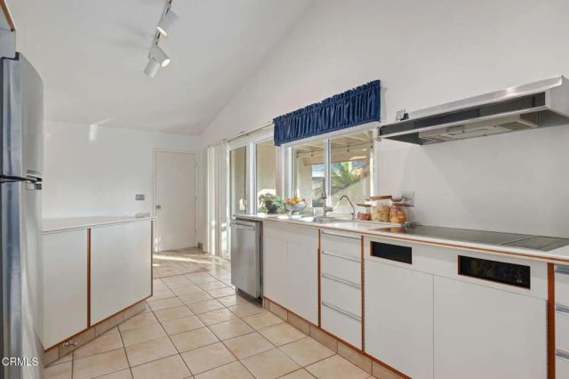 1983 Tiffany Court, Camarillo, CA 93010