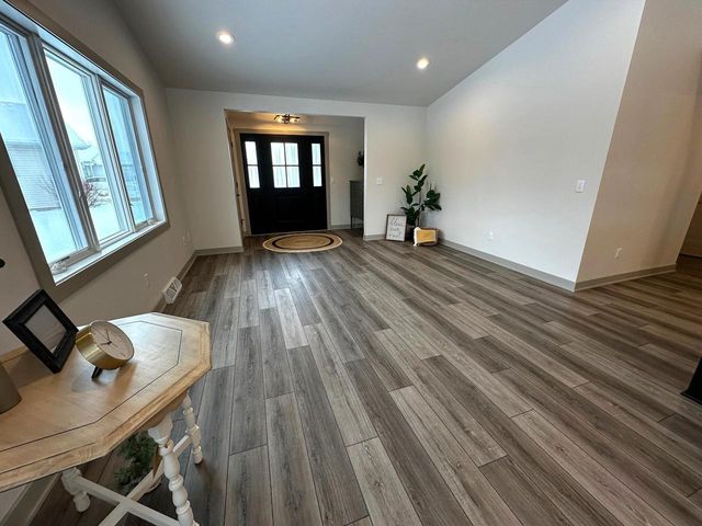 116 Sunrise COURT, Cedar Grove, WI 53013