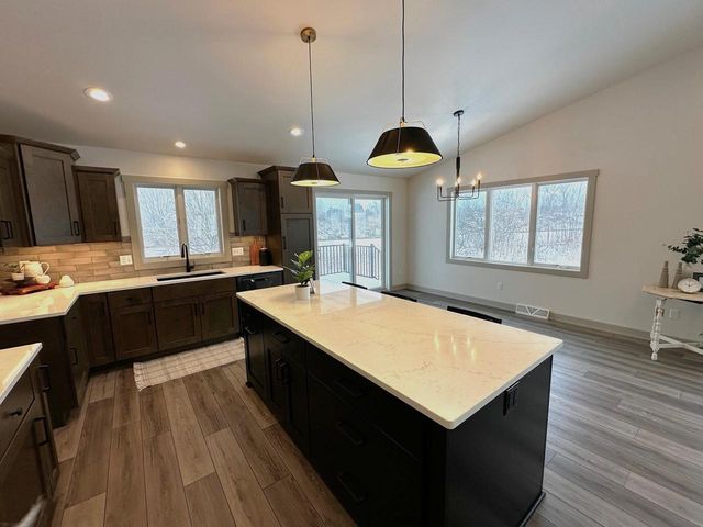 116 Sunrise COURT, Cedar Grove, WI 53013