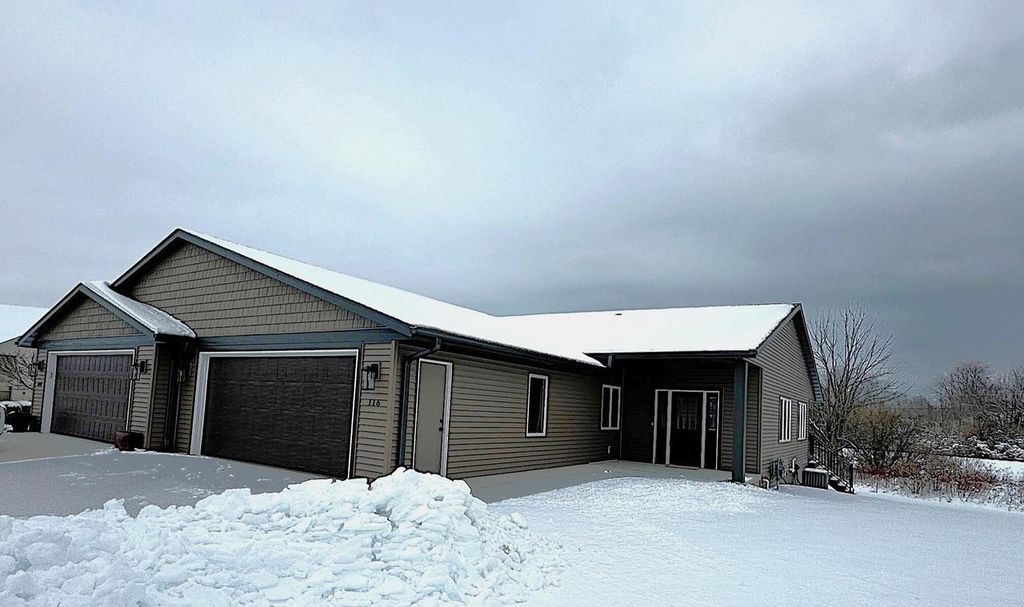 116 Sunrise COURT, Cedar Grove, WI 53013