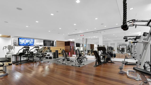 60 E 55th St Apt 36A, New York City, NY 10022