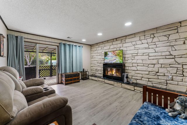 4255 Williams Highway, Grants Pass, OR 97527