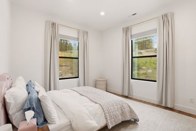 16107 N AUSTIN Rd, Spokane, WA 99208