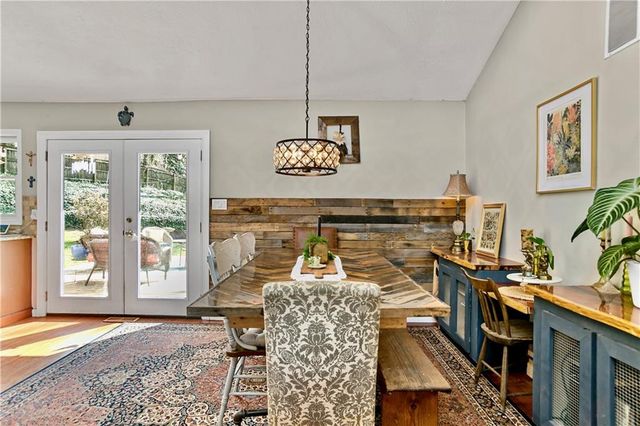 4215 Brandon Ridge NE Drive, Marietta, GA 30066