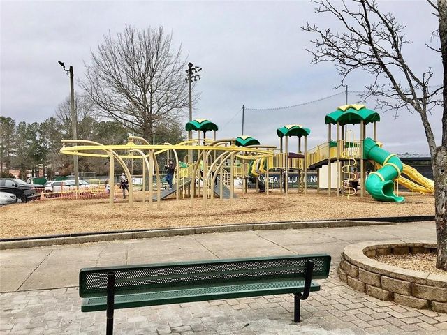 4215 Brandon Ridge NE Drive, Marietta, GA 30066