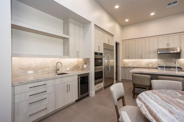 1319 Trey Way, Modesto, CA 95356