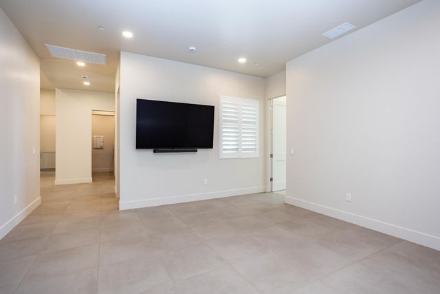 1319 Trey Way, Modesto, CA 95356