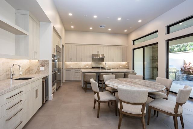 1319 Trey Way, Modesto, CA 95356