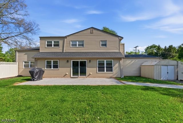 61 Queen Anne Dr, Bernards Twp., NJ 07920