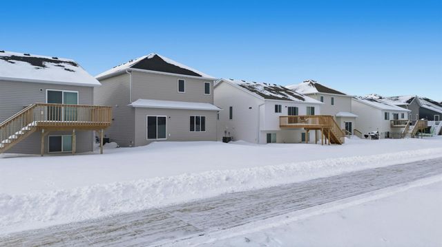 6874 Joseph Street, Horace, ND 58047