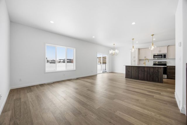6874 Joseph Street, Horace, ND 58047