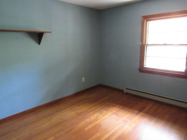 55 Hillside Ave, East Bridgewater, MA 02333