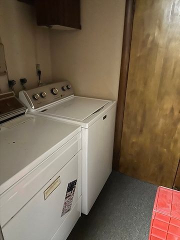 55 Hillside Ave, East Bridgewater, MA 02333