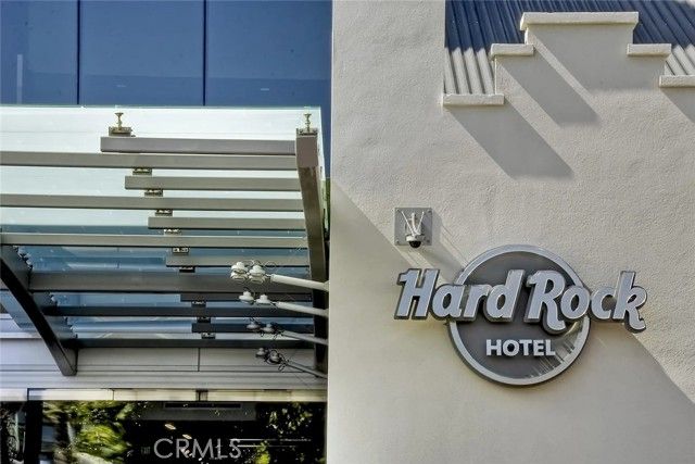 207 5th Avenue, San Diego, CA 92101