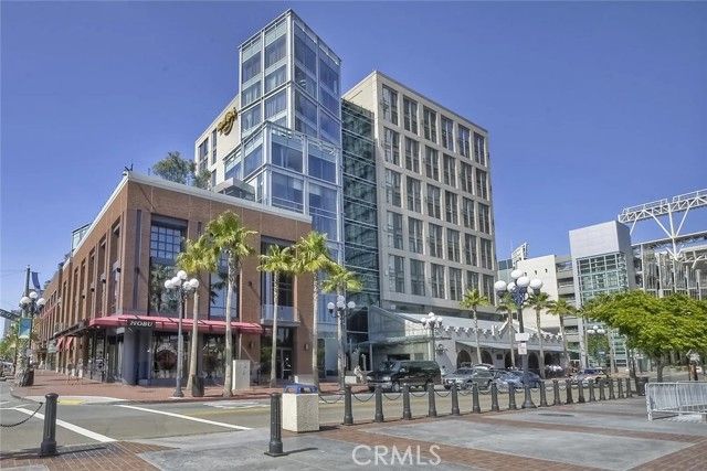 207 5th Avenue, San Diego, CA 92101