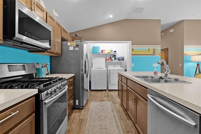 6080 ALLEN AVENUE, The Villages, FL 32163