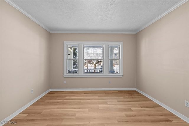 3325 W 98th Street, Cleveland, OH 44102