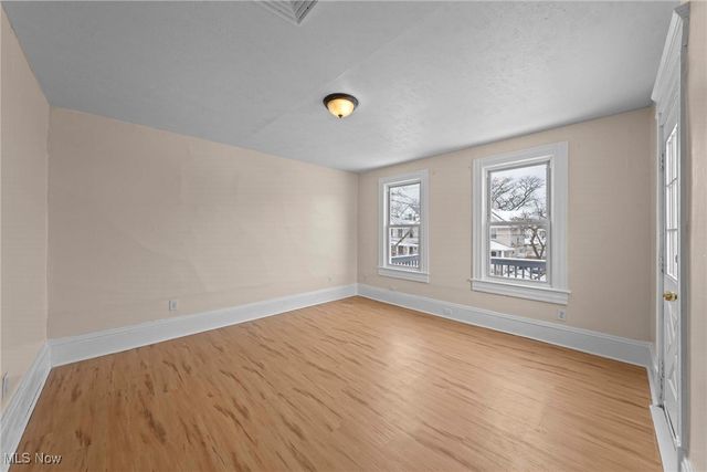 3325 W 98th Street, Cleveland, OH 44102