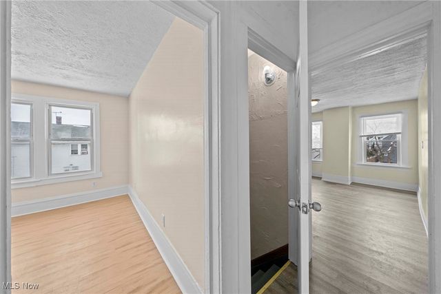 3325 W 98th Street, Cleveland, OH 44102