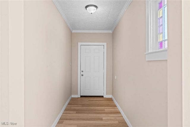 3325 W 98th Street, Cleveland, OH 44102