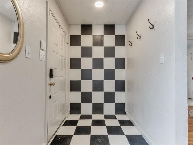 4613 N Hamilton Drive, Oklahoma City, OK 73112