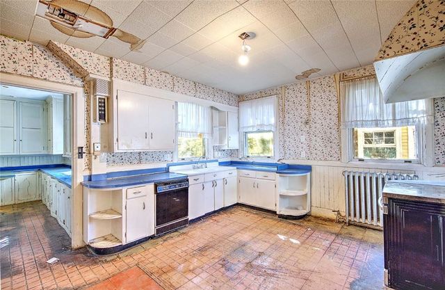 63 Orchard Avenue, Providence, RI 02906