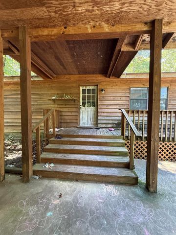 25100 Blue Gill Dr, Roland, AR 72135