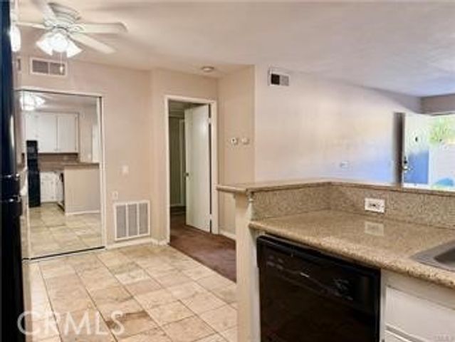 18808 Mandan 313, Canyon Country, CA 91351