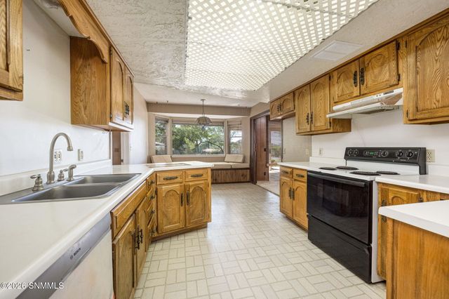 1766 Imperial Ridge, Las Cruces, NM 88011