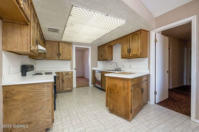 1766 Imperial Ridge, Las Cruces, NM 88011