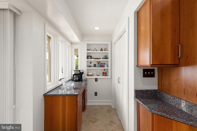 1403 ELLENGLEN RD, Towson, MD 21286