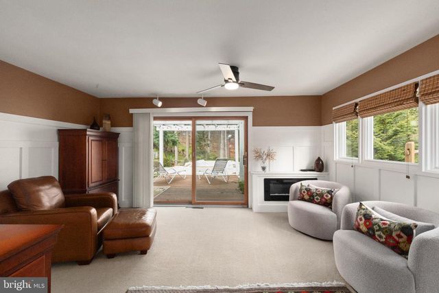 1403 ELLENGLEN RD, Towson, MD 21286