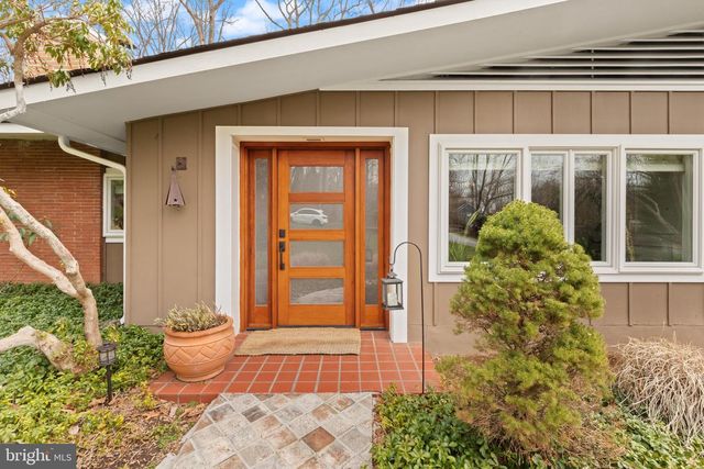 1403 ELLENGLEN RD, Towson, MD 21286