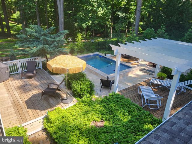 1403 ELLENGLEN RD, Towson, MD 21286