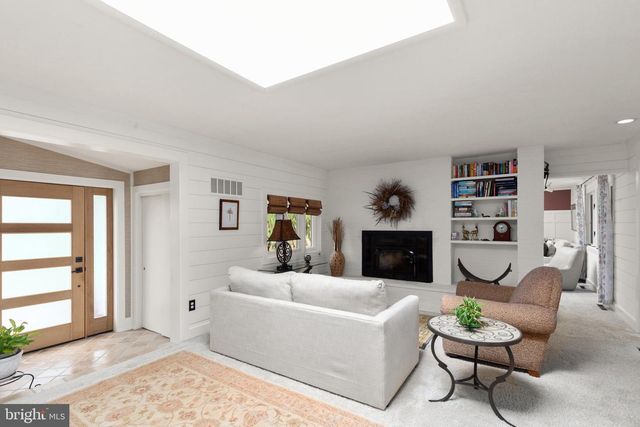 1403 ELLENGLEN RD, Towson, MD 21286