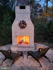 1403 ELLENGLEN RD, Towson, MD 21286