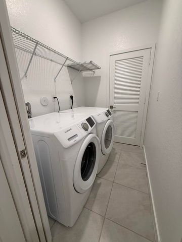 497 NE 4th Street, Florida City, FL 33034