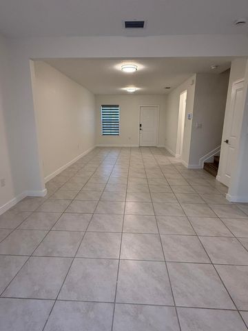 497 NE 4th Street, Florida City, FL 33034