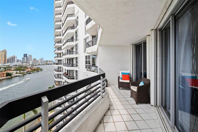 19195 Mystic Pointe Dr 1107, Aventura, FL 33180