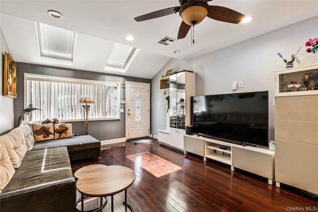2049 E 71st Street, Brooklyn, NY 11234
